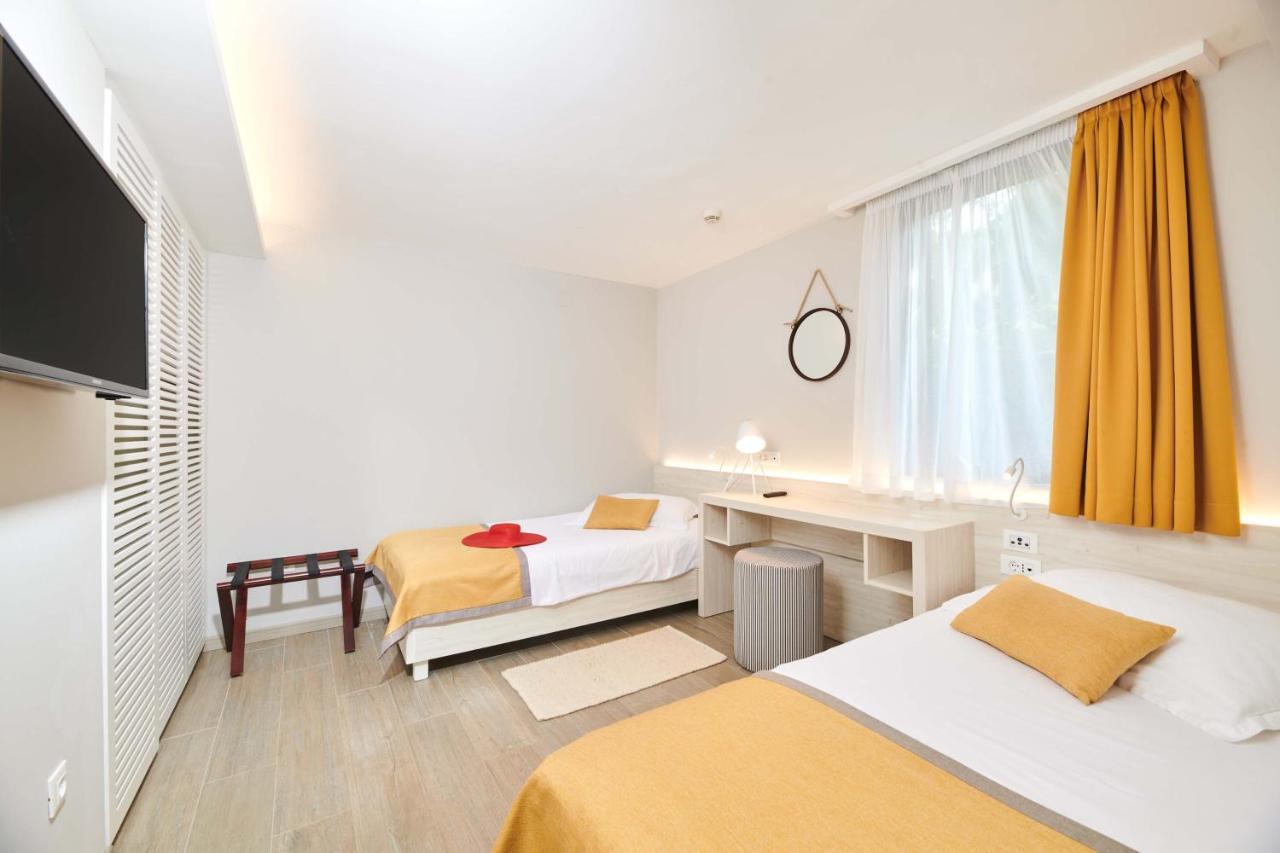 Villas Bellevue Plava Laguna Poreč Eksteriør bilde